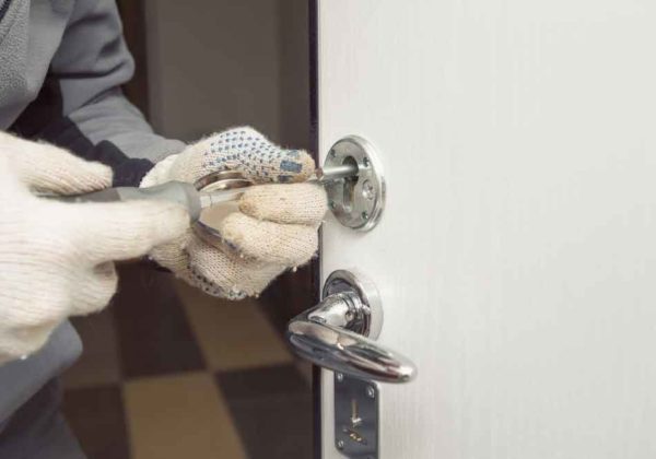 Residential Locksmith Newport Beach